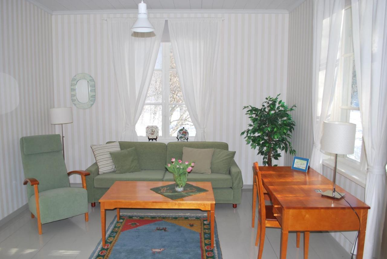 Kirjakkalan Ruukkikylae Hotel Teijo Room photo