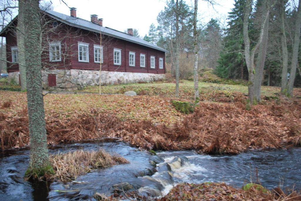 Kirjakkalan Ruukkikylae Hotel Teijo Exterior photo