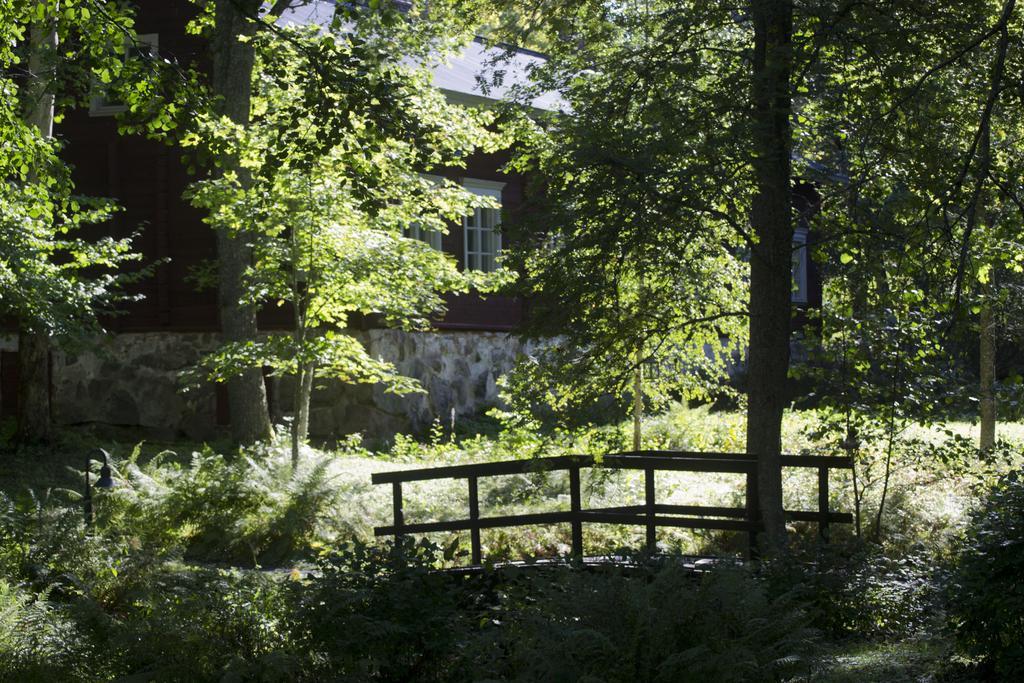 Kirjakkalan Ruukkikylae Hotel Teijo Exterior photo